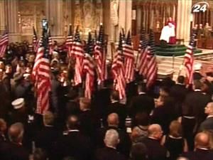 У Нью-Йорку відбулася процесія з 343 прапорами У Нью-Йорку відбулася процесія з 343 прапорами