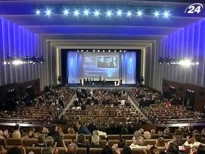 "Фауст" получил главную награду Венецианского кинофестиваля "Фауст" получил главную награду Венецианского кинофестиваля