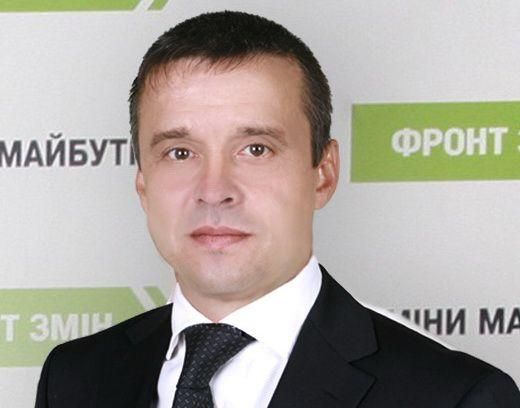 Лидера донецкого "Фронту змін" випустили из-под ареста Лидера донецкого "Фронту змін" випустили из-под ареста