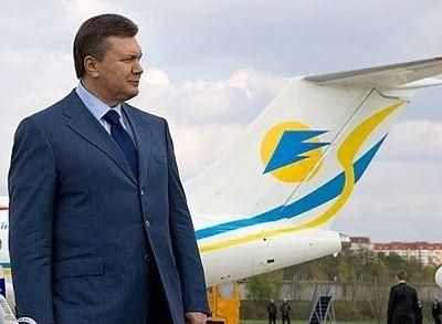 Янукович спілкується з лідером Туркменістану Янукович спілкується з лідером Туркменістану