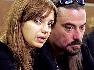 Печерський суд зобов’язав дочку і зятя Тимошенко відремонтувати підвал і відшкодувати 45 гривень Печерський суд зобов’язав дочку і зятя Тимошенко відремонтувати підвал і відшкодувати 45 гривень