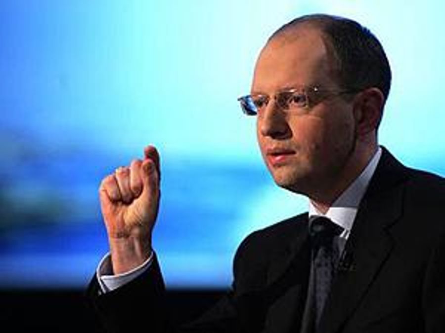 Завтра Яценюк подивиться на СІЗО, в якому тримають Тимошенко Завтра Яценюк подивиться на СІЗО, в якому тримають Тимошенко