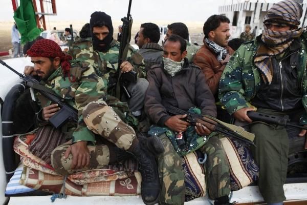 Доклад: В Ливии грабили и убивали как сторонники, так и противники Каддафи