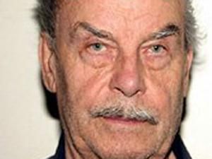 Німеччина: Слідство висунуло звинувачення чоловіку, який 30 років гвалтував власну дочку Німеччина: Слідство висунуло звинувачення чоловіку, який 30 років гвалтував власну дочку