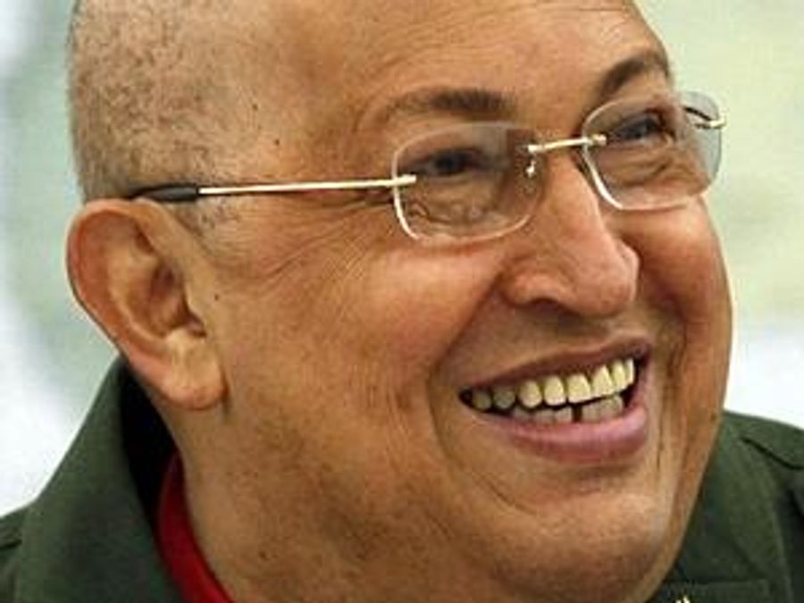 Уго Чавес готовится к новому курсу химиотерапии Уго Чавес готовится к новому курсу химиотерапии
