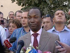 Рассмотрение дела против пастора Аделаджи так и не началось Рассмотрение дела против пастора Аделаджи так и не началось