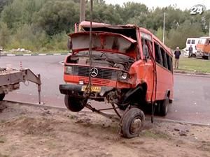 ДТП у Львові: 18 людей потрапили в лікарню, 2 - вже прооперували