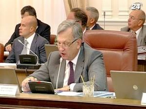 У Азарова порахували гроші на наступний рік У Азарова порахували гроші на наступний рік