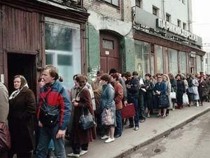 В Беларуси люди становятся в очередь за мясом (ВИДЕО)