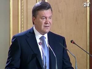 Янукович: В Кабмине полетят головы