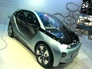 Во Франкфуртской экспозиции приняли участие около тысячи автопроизводителей Во Франкфуртской экспозиции приняли участие около тысячи автопроизводителей