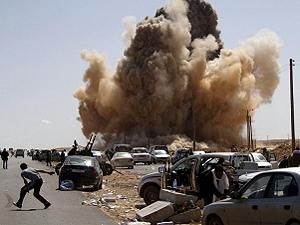 Лівійські повстанці почали штурм рідного міста Каддафі