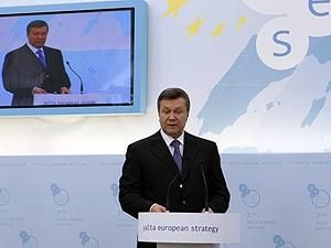 Янукович поїхав в Ялту на конференцію - 16 вересня 2011 - Телеканал новин 24