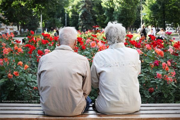 В Італії дитину забрали у батьків через їх похилий вік В Італії дитину забрали у батьків через їх похилий вік