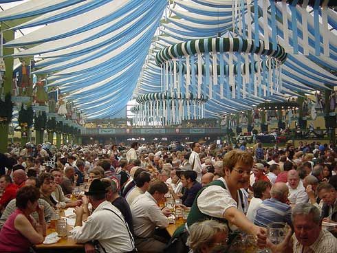 В Мюнхене открывается Oktoberfest 2011 В Мюнхене открывается Oktoberfest 2011
