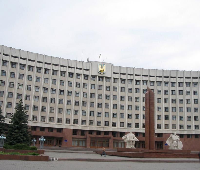 Ивано-Франковский облсовет критикует законопроект о региональных языках Ивано-Франковский облсовет критикует законопроект о региональных языках