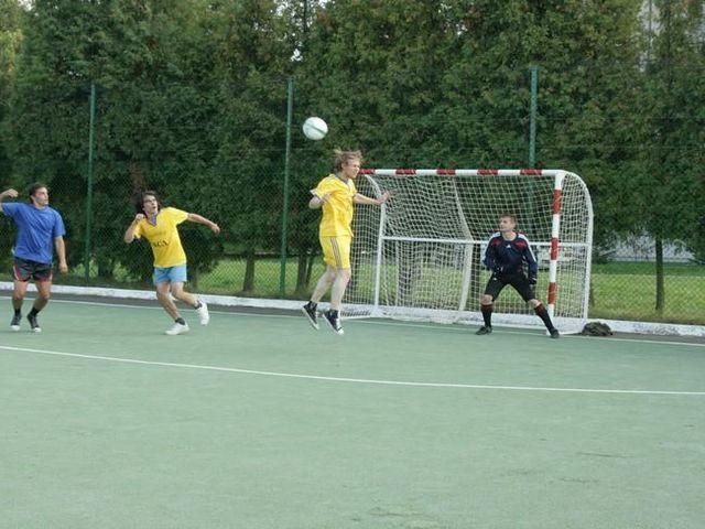 Українські письменники програли у футбол читачам Українські письменники програли у футбол читачам