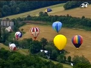 Братам Монгольф'є вдалося здійснити мрію багатьох винахідників Братам Монгольф'є вдалося здійснити мрію багатьох винахідників