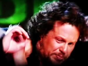 У Росії в ефірі мільярдери побились під час телепередачі (ВІДЕО) У Росії в ефірі мільярдери побились під час телепередачі (ВІДЕО)