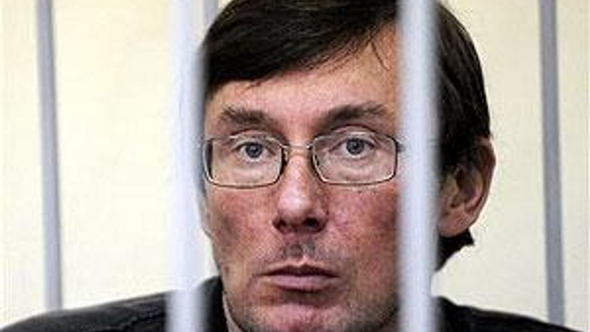 Луценко: Я за три тижні жодного лікування не отримав Луценко: Я за три тижні жодного лікування не отримав