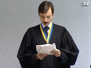 Судья: Зварыч использовал служебные полномочия в корыстных целях Судья: Зварыч использовал служебные полномочия в корыстных целях