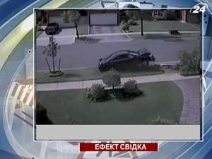 Американцы взялись уничтожать деревья с помощью автомобилей Американцы взялись уничтожать деревья с помощью автомобилей