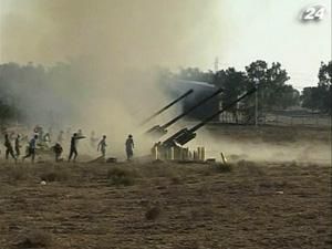 Повстанцям не вдається захопити міста, які контролює Каддафі Повстанцям не вдається захопити міста, які контролює Каддафі