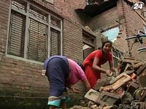 Землетрясение в Индии: К спасательным операциям привлечены армейские подразделения