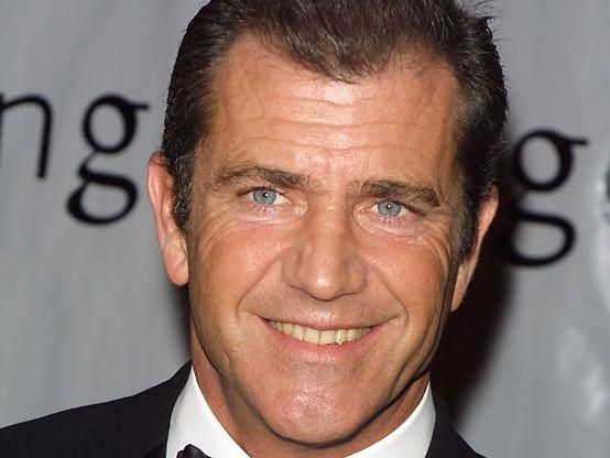 Ющенко хочет пригласить Гибсона в съемки фильма по книге Шкляра Ющенко хочет пригласить Гибсона в съемки фильма по книге Шкляра