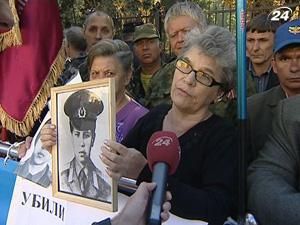 Воины-афганцы и чернобыльцы выступили против отмены льгот Воины-афганцы и чернобыльцы выступили против отмены льгот