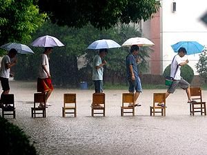Жертвами наводнений в Китае уже стали более 70 человек 
