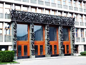 Парламент Словенії висловив недовіру уряду і Президенту Парламент Словенії висловив недовіру уряду і Президенту