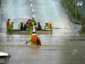На Японію наступає тайфун "Роке" - є загиблі та поранені - 21 вересня 2011 - Телеканал новин 24 На Японію наступає тайфун "Роке" - є загиблі та поранені - 21 вересня 2011 - Телеканал новин 24