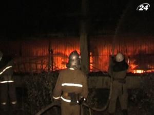 У Сімферополі горів склад з ліками У Сімферополі горів склад з ліками