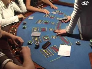 Ровно: налоговики обнаружили в квартире подпольное казино Ровно: налоговики обнаружили в квартире подпольное казино