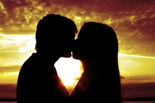 Італійців визнали найкращими у світі майстрами поцілунку