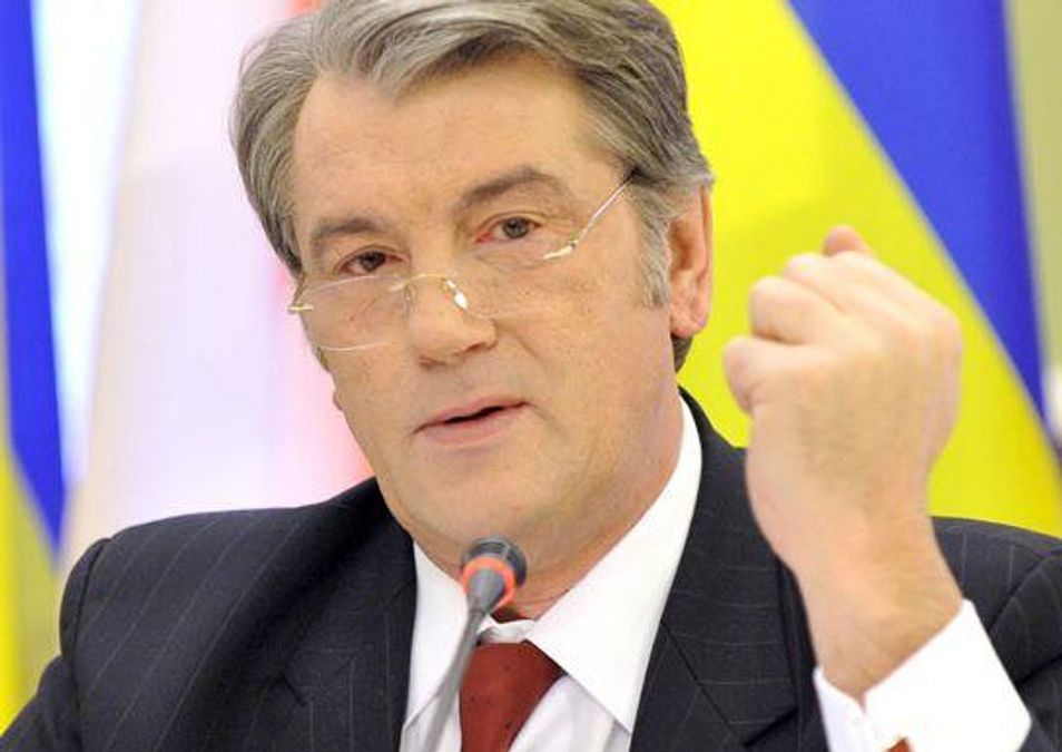 Ющенко опасается, что Украина попадет под российское влияние Ющенко опасается, что Украина попадет под российское влияние