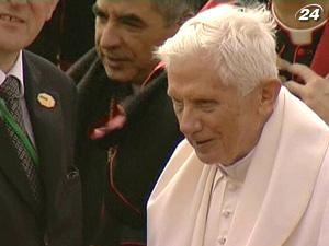 Папа Римский прибыл с визитом в Германию