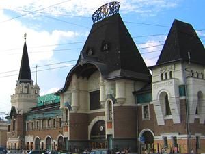 У підозрілій машині в центрі Москви виявили бочку з дротами У підозрілій машині в центрі Москви виявили бочку з дротами