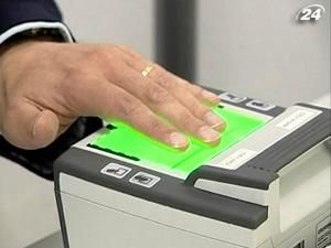 Парламент ухвалив закон про біометричні паспорти