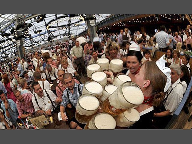 В Мюнхені закінчується "Октоберфест" В Мюнхені закінчується "Октоберфест"