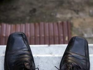 Через обшук директор сеульського банку вистрибнув з вікна Через обшук директор сеульського банку вистрибнув з вікна