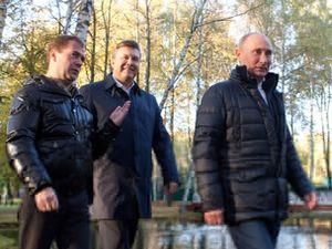 Янукович відзвітувався за зустріч із Путіним та Медведєвим