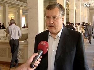 Гриценко: Закон о биометрических паспортах усложнит жизнь украинцев Гриценко: Закон о биометрических паспортах усложнит жизнь украинцев