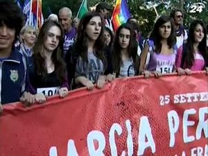 В Италии прошел марш против войн и насилия В Италии прошел марш против войн и насилия
