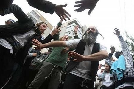 В Одеському аеропорту очікують прибуття 6 тисяч хасидів В Одеському аеропорту очікують прибуття 6 тисяч хасидів