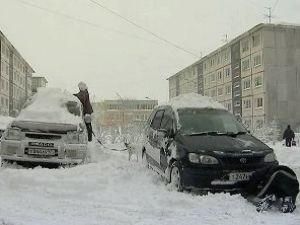 Из-за снега Магаданские школьники отправились на вынужденные каникулы Из-за снега Магаданские школьники отправились на вынужденные каникулы