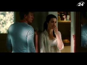 "Дім марень": заможна родина переїздить до маленького містечка "Дім марень": заможна родина переїздить до маленького містечка