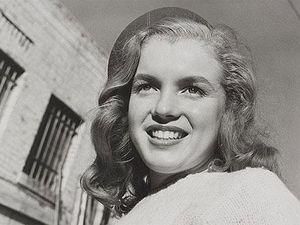 На аукціон виставлять кадри першої фотосесії Мерилін Монро На аукціон виставлять кадри першої фотосесії Мерилін Монро