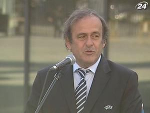 Президент УЄФА агітуватиме вболівальників їхати до України Президент УЄФА агітуватиме вболівальників їхати до України